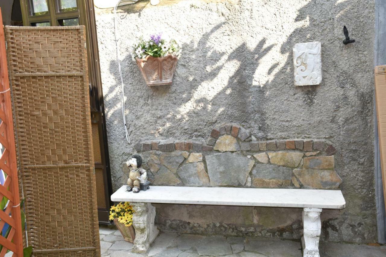 ヴィーコ・エクエンセ Villino Annapaolaヴィラ エクステリア 写真